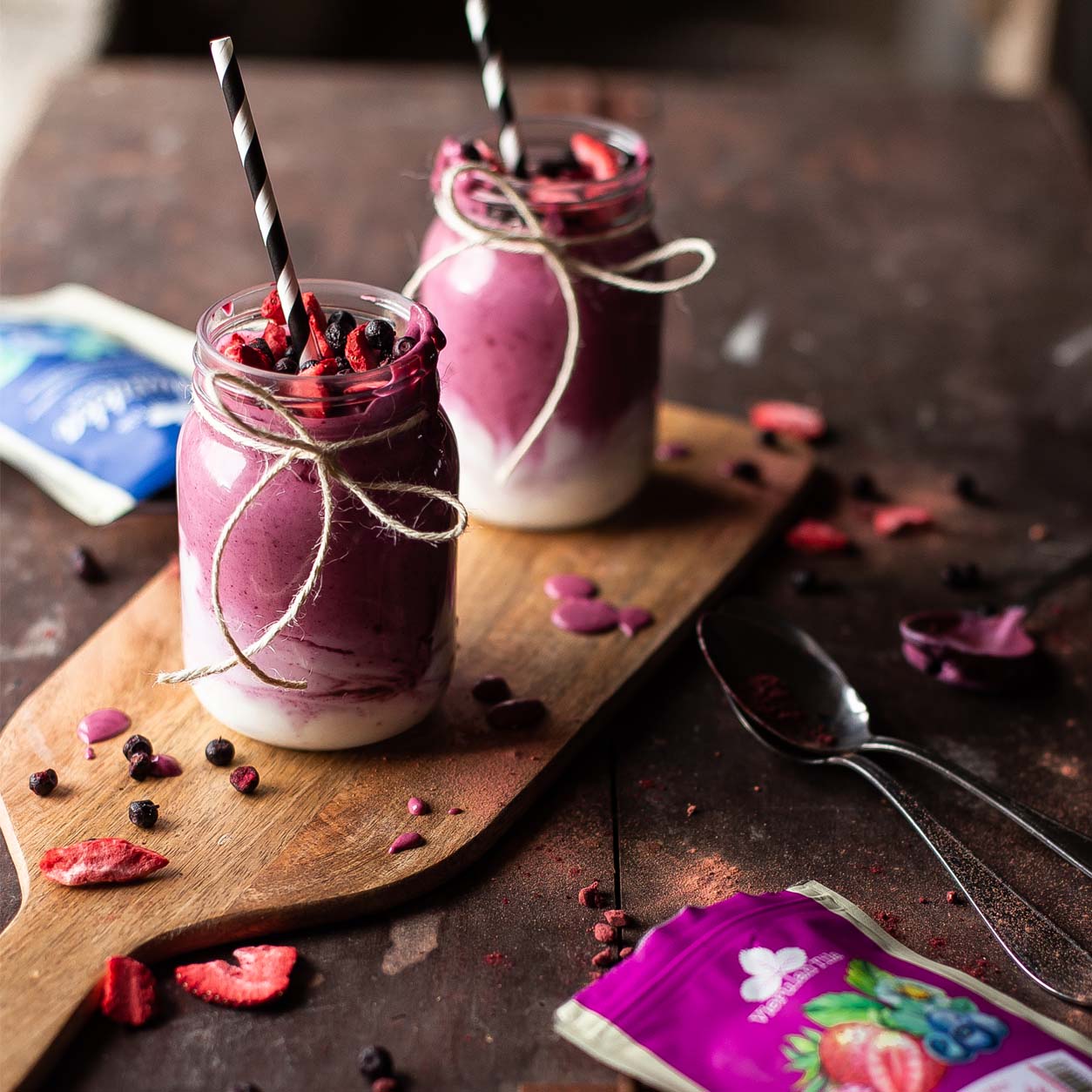 Vierulan Mansikka-mustikka -smoothiejauhe 30g